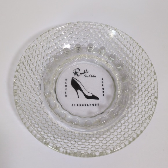 HOBNAIL AND PRESSED GLASS Round 5" Vintage Ashtray "Republic Shoe Outlet"  EUC - Picture 1 of 3